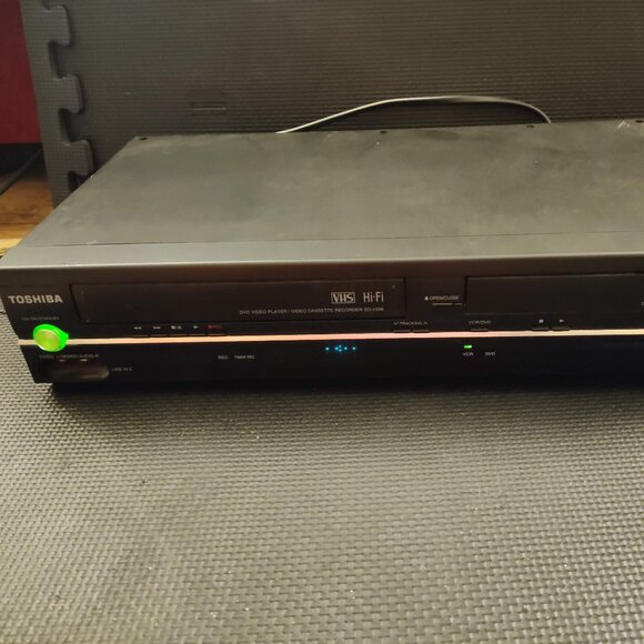 Toshiba DVD VCR Combo Player Model # SD-V296 Black (No Remote) Works - Picture 2 of 8